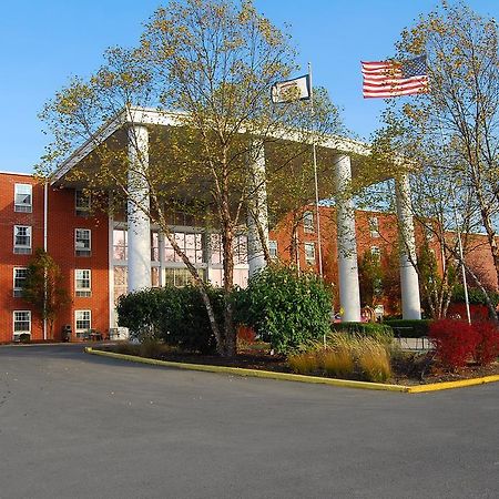 ホテル Ramada Conference Center モーガンタウン エクステリア 写真
